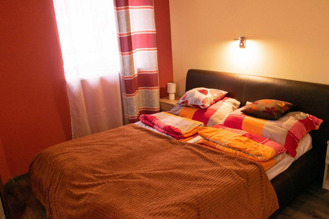 Borostyan Apartmanhaz Morahalom Bagian luar foto
