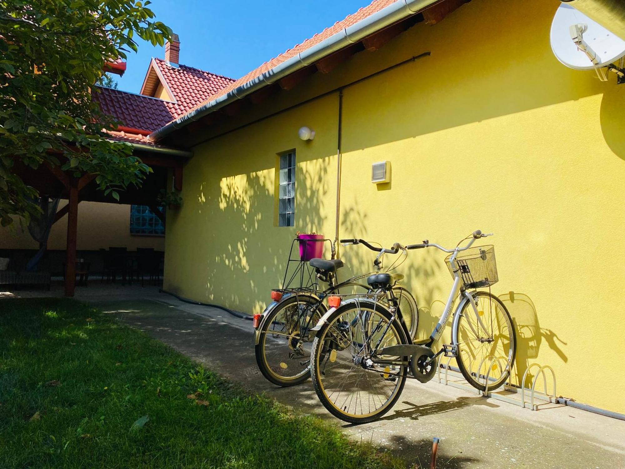 Borostyan Apartmanhaz Morahalom Bagian luar foto